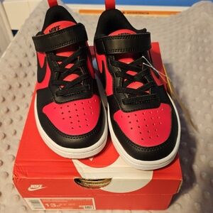 Nike Kids Black and Red Sneakers